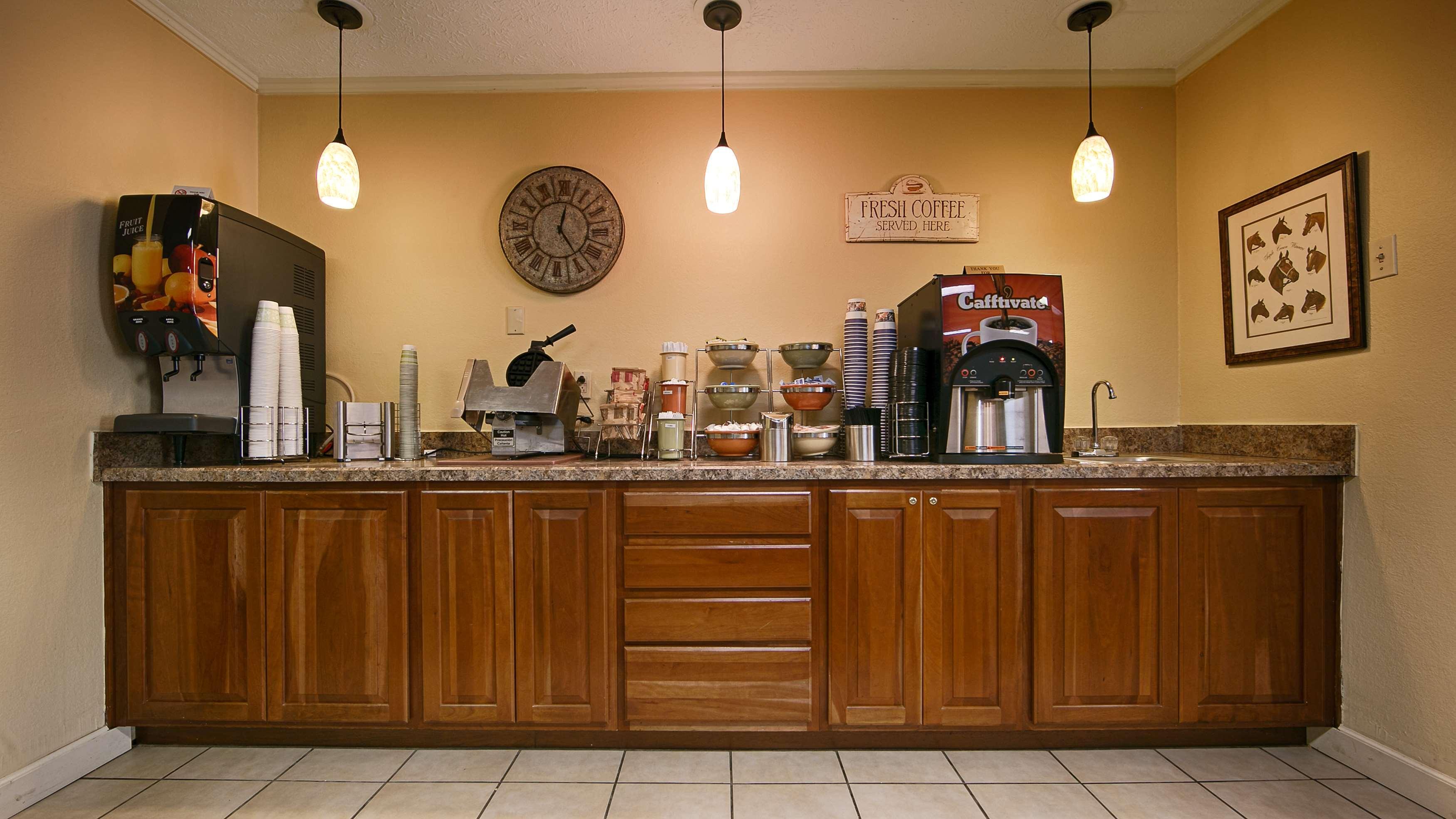 Best Western Shelbyville Lodge Esterno foto