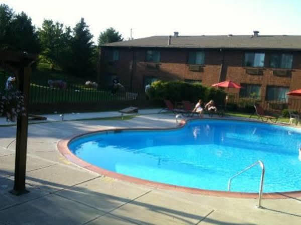Best Western Shelbyville Lodge Esterno foto